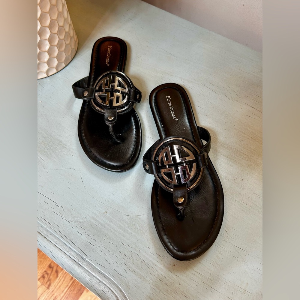 Pierre Dumas Black Medallion Sandals